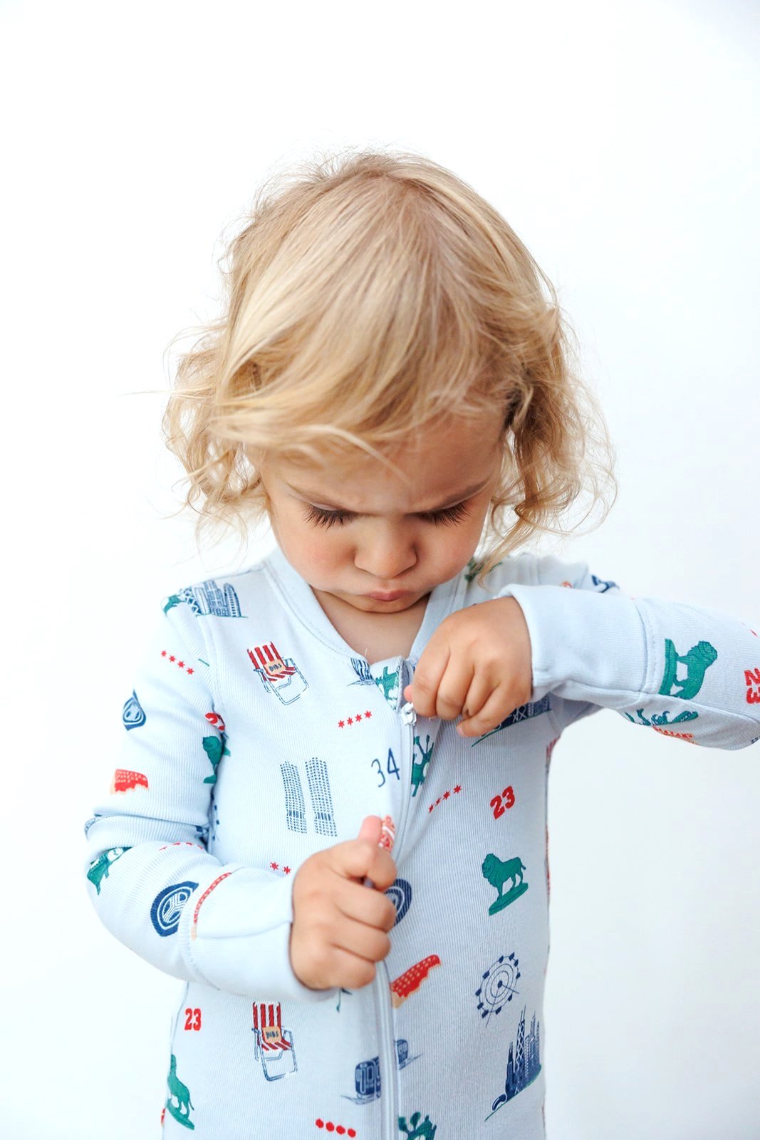 iconic chicago baby zip pajama