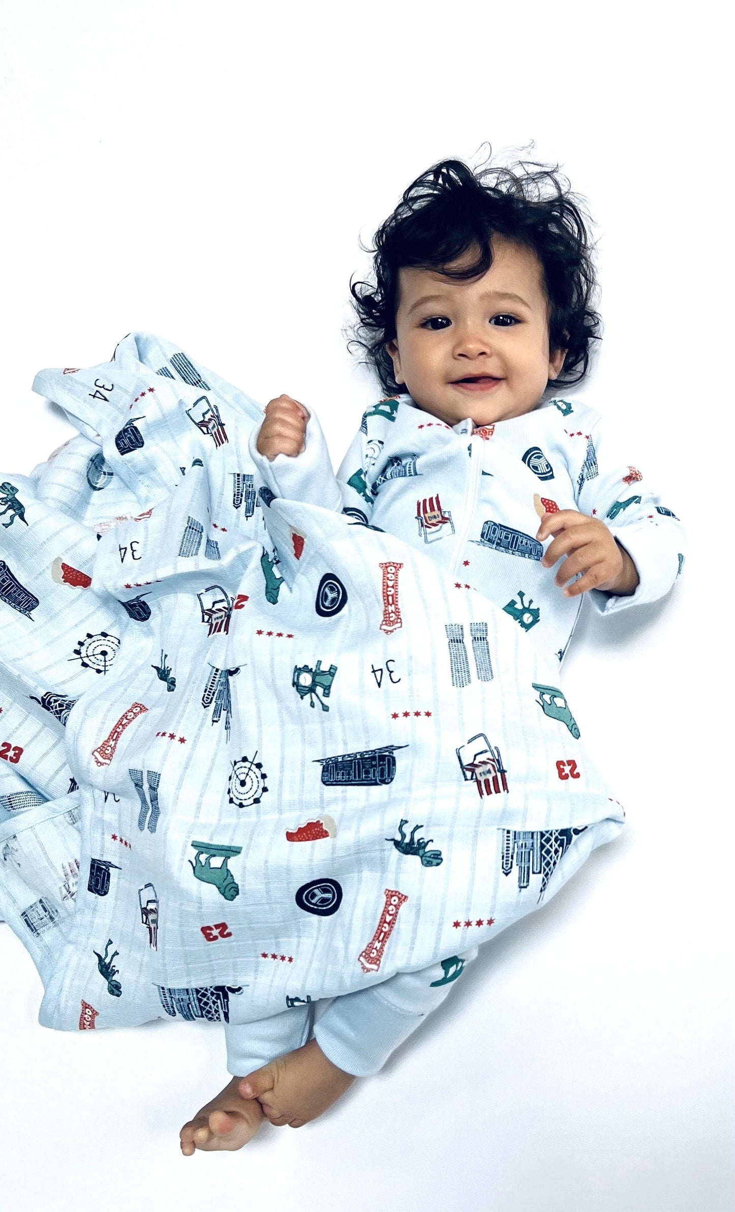 iconic chicago swaddle 100% organic cotton jersey or gauze